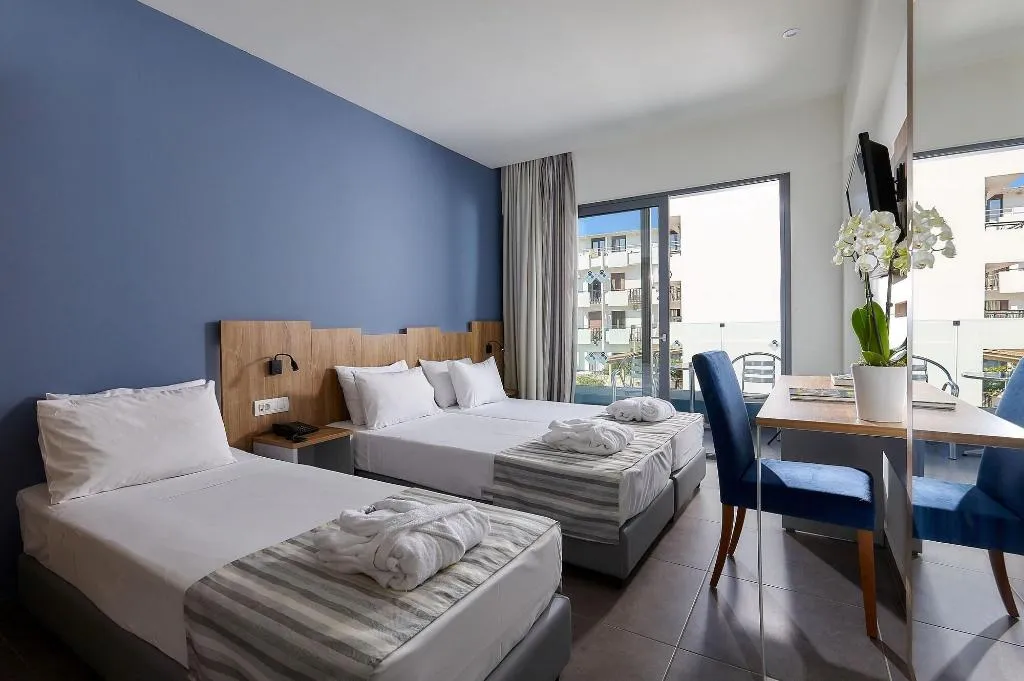 TRIPLE SUPERIOR Room, Pollis Hotel, Crete