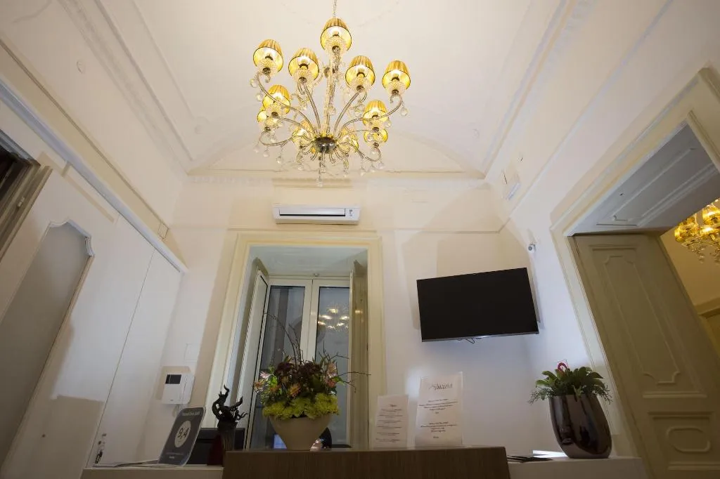 Lobby, Napoli Class, Naples
