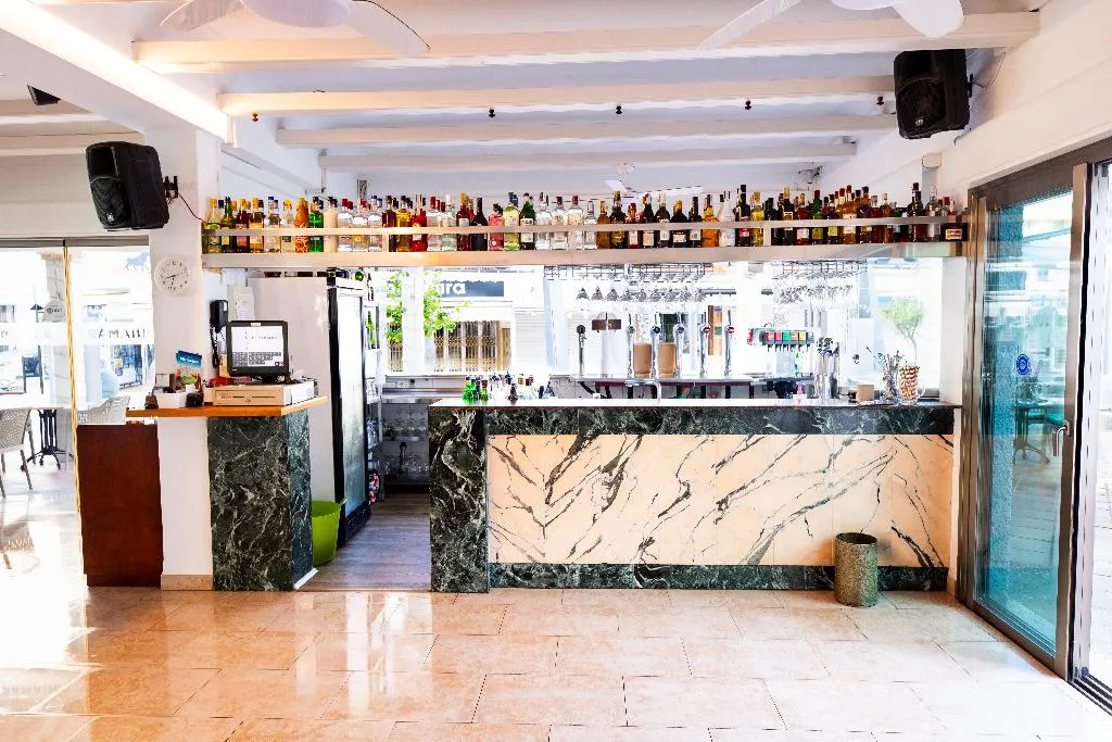 Bar, Biniamar, Majorca