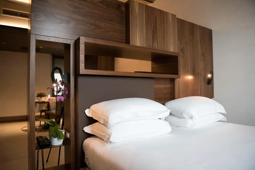 JUNIOR SUITE STANDARD Room, Gasometer Urban Suites, Rome
