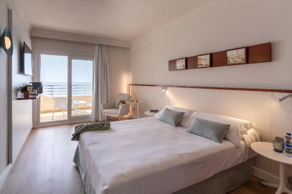 Double or Twin SEA VIEW Room, Prestige Victoria, Costa Brava