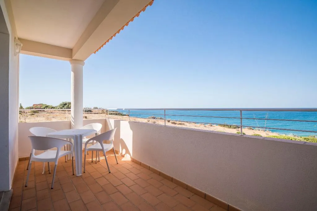 APARTMENT SUPERIOR SEA VIEW Room, Clube Porto Mós, Algarve