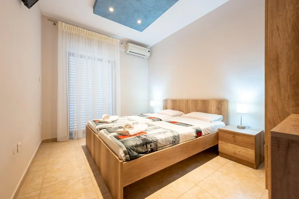 QUADRUPLE STANDARD Room, Milonas House Apartments, Halkidiki