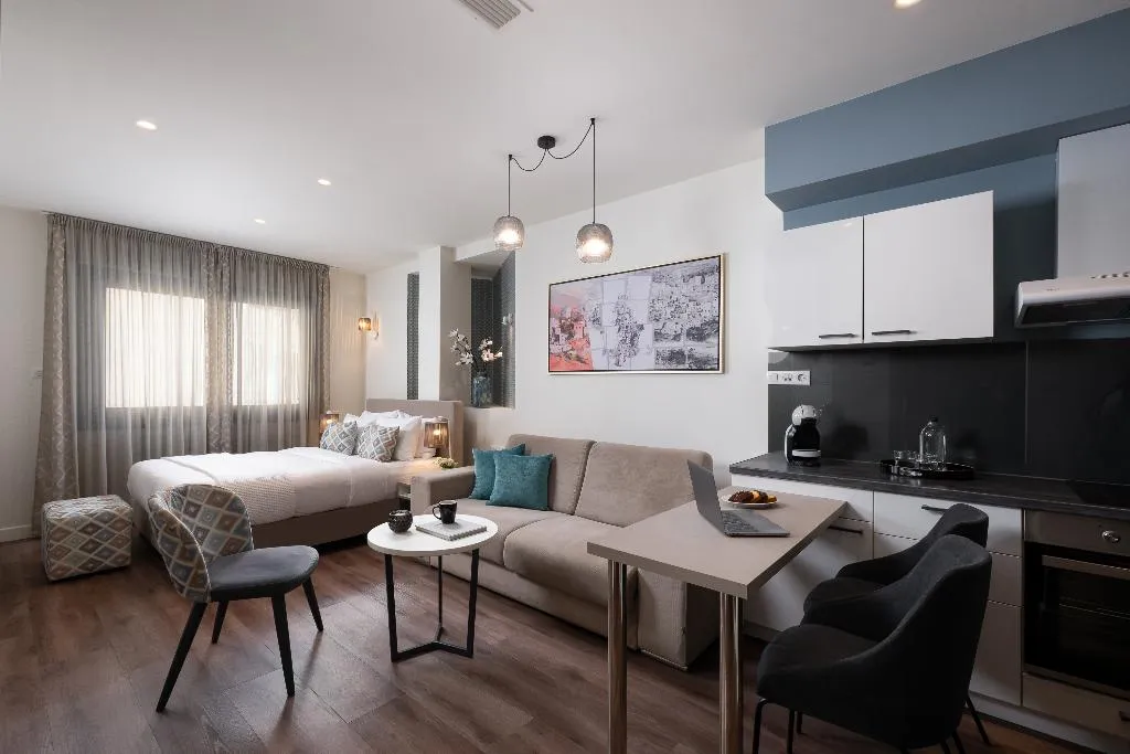 SUITE STANDARD Room, The Urban Nest Athens - Suites & Apartments, Athens