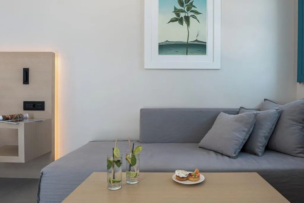 Room, Aeifos Boutique Hotel, Santorini