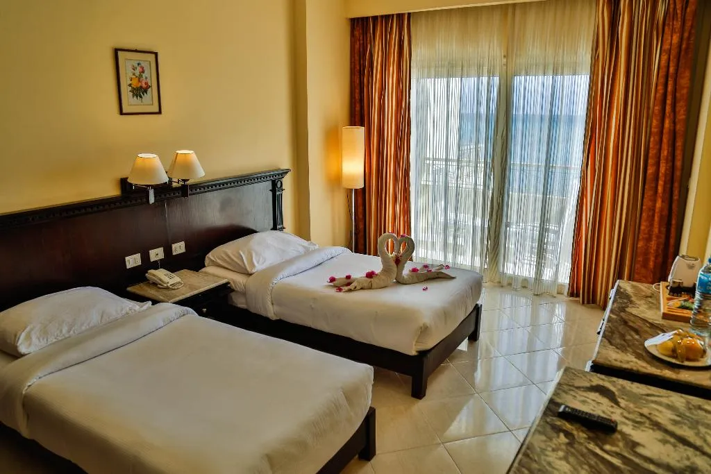 TRIPLE SEA VIEW Room, Magic Beach Resort, Red Sea Riviera