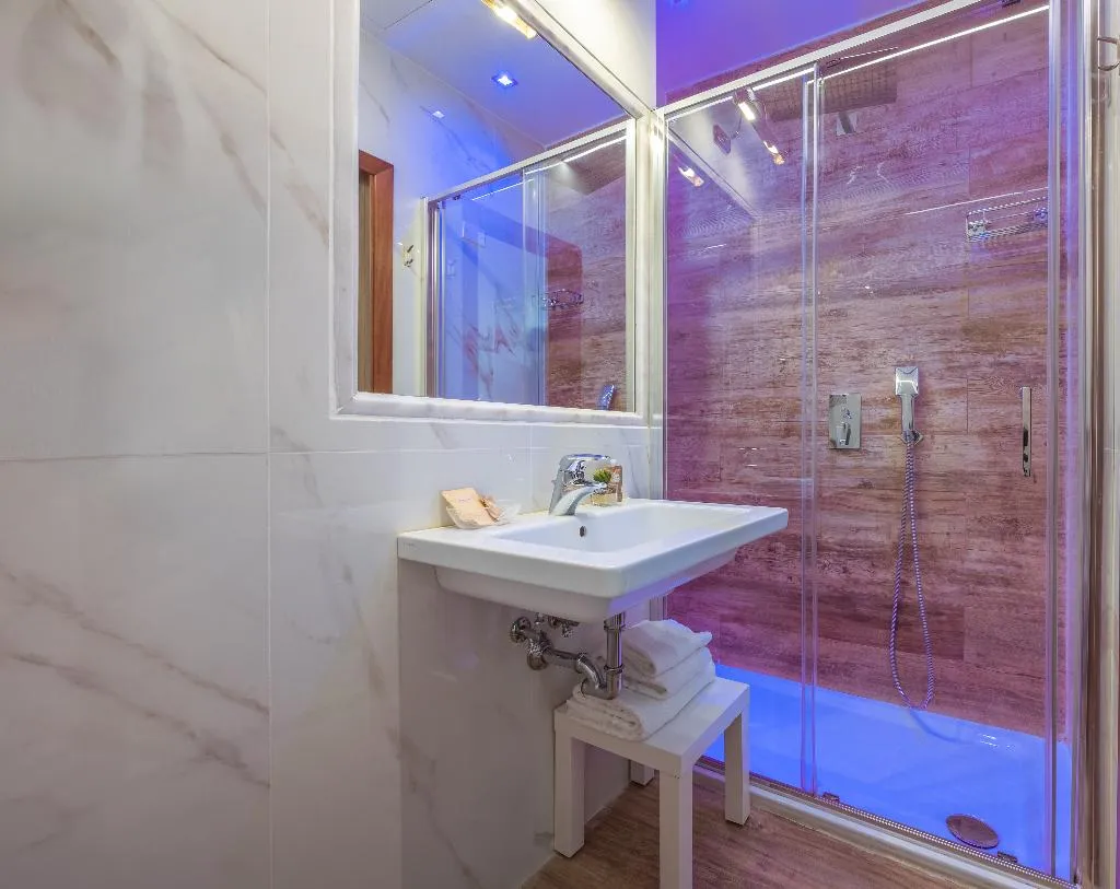 SINGLE STANDARD Room, Palladium Palace, Rome