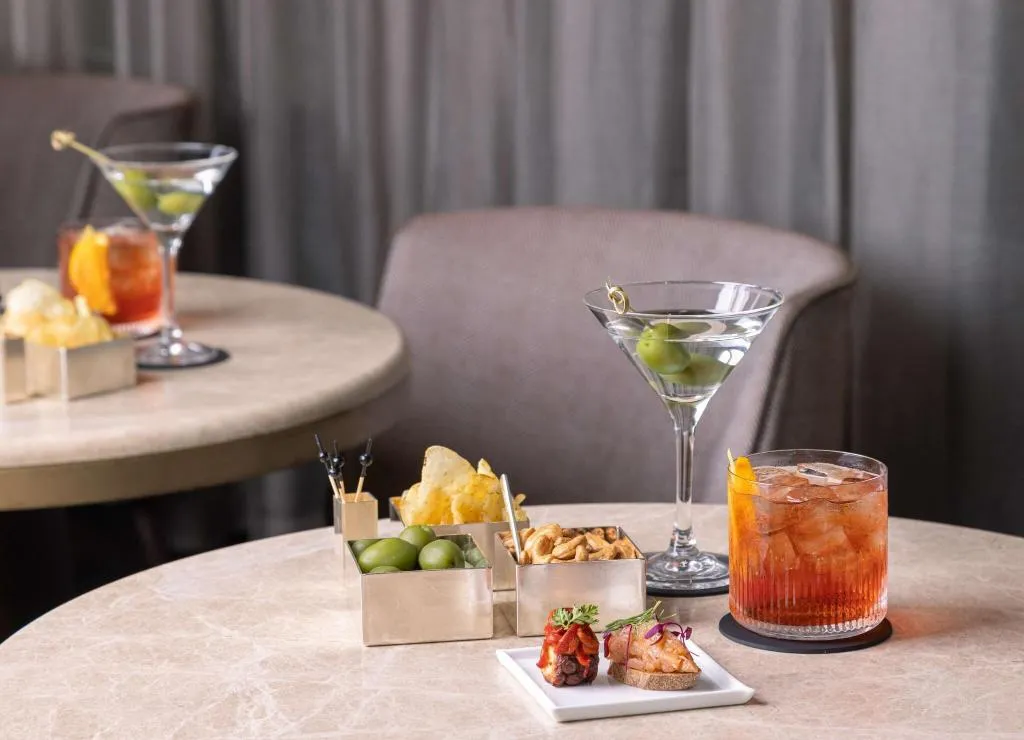 Bar, Park Hyatt Milan, Milan