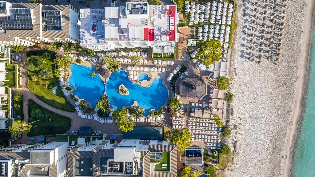Pool, Iberostar Waves Alcudia Park, Majorca