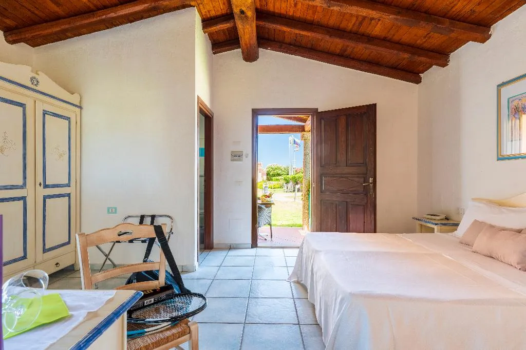 DOUBLE COMFORT Room, Li Suari Club Village, Olbia