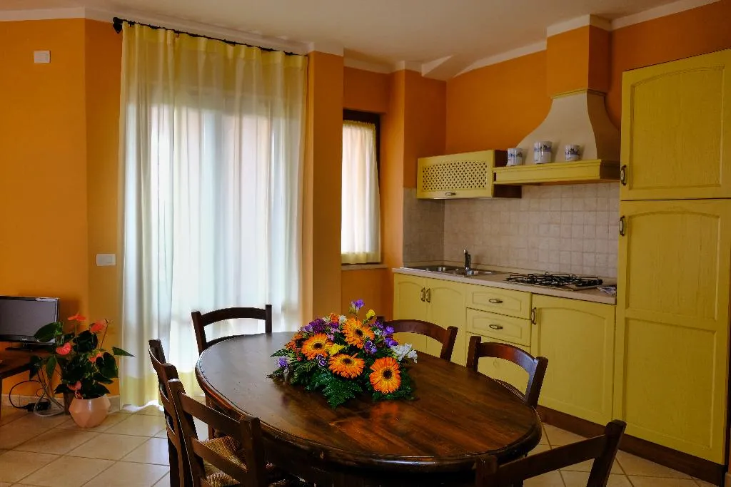 APARTMENT CAPACITY 4 TWO BEDROOMS Room, Terme Di Sorano Residence, Florence