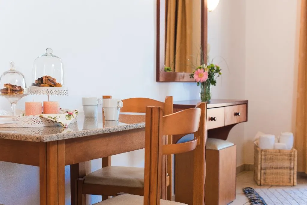STUDIO CAPACITY 3 Room, Yiannis Manos, Crete
