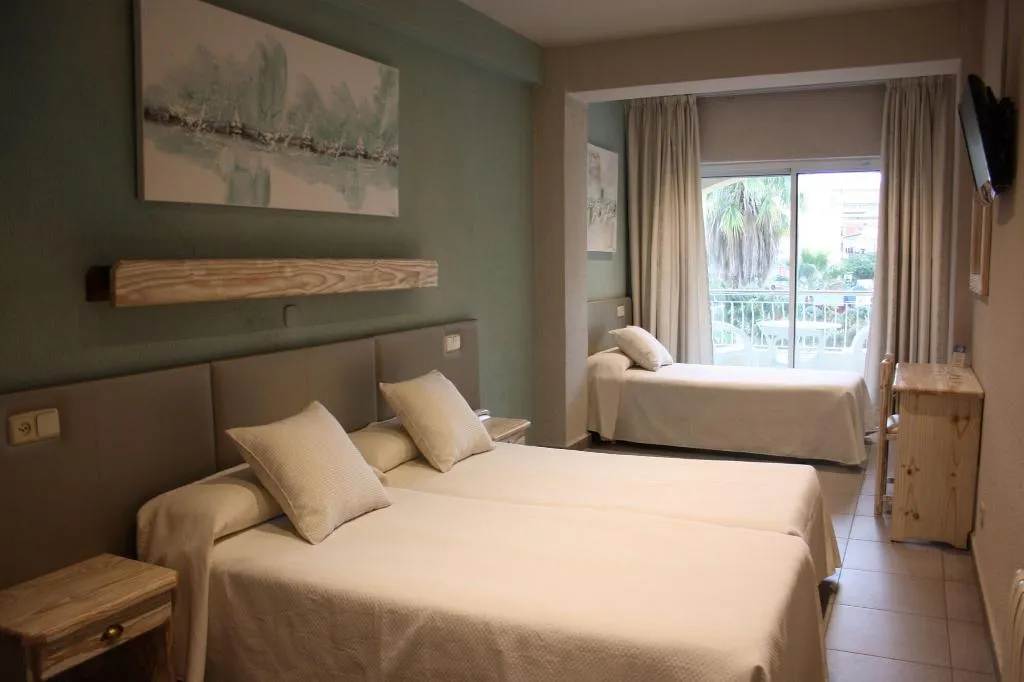 Room, S'Agoita, Costa Brava
