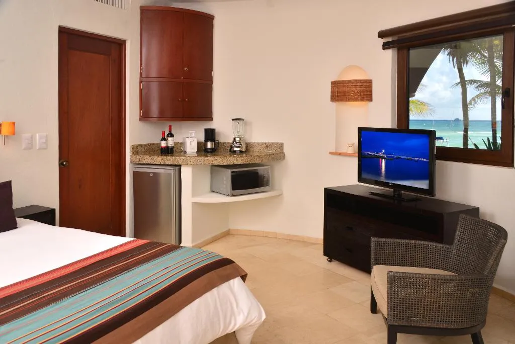 STUDIO GARDEN VIEW Room, Playa Palms, Playa Del Carmen