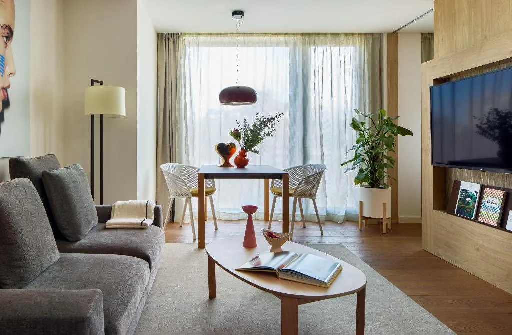 SUITE CITY VIEW Room, ME Barcelona, Barcelona