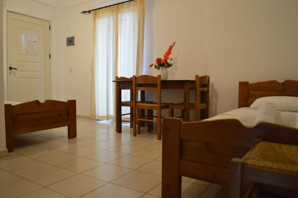 APARTMENT GARDEN VIEW ONE BEDROOM Room, Nikos Apartments, Crete
