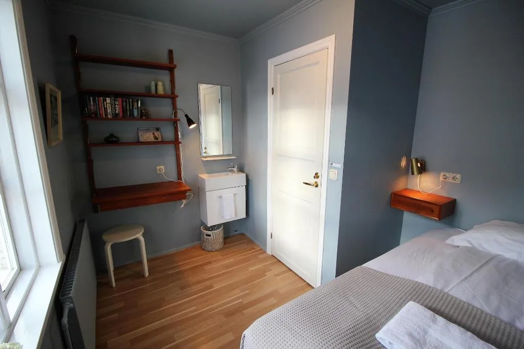 Room, Grettir Guesthouse, Reykjavik