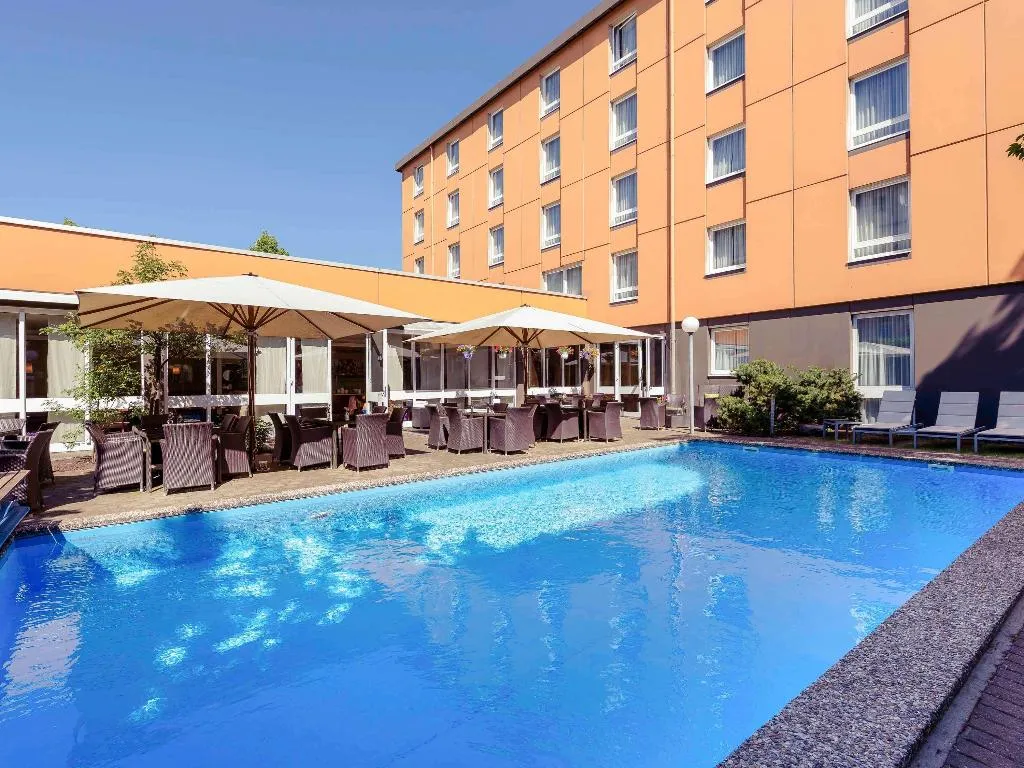 Pool, Sunday Hotel Berlin City West, Berlin