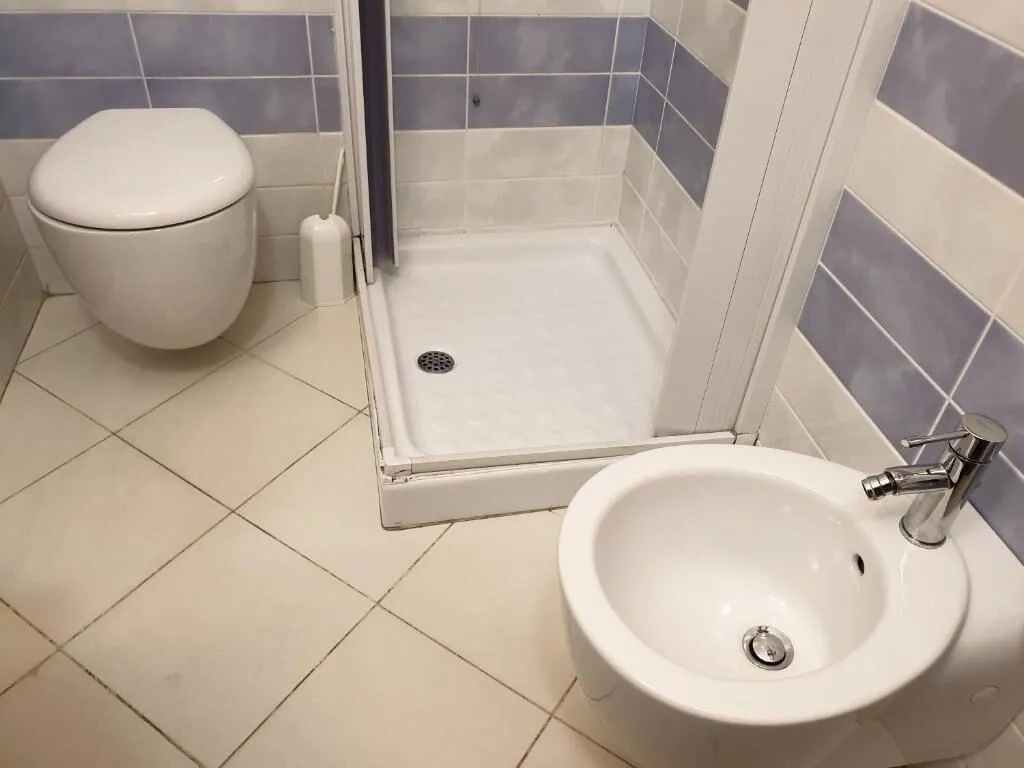 Room, Elisart, Alghero