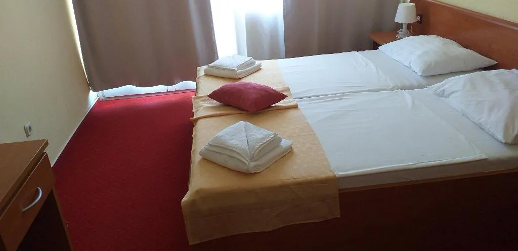DOUBLE BASIC Room, Hotel Pula, Istria