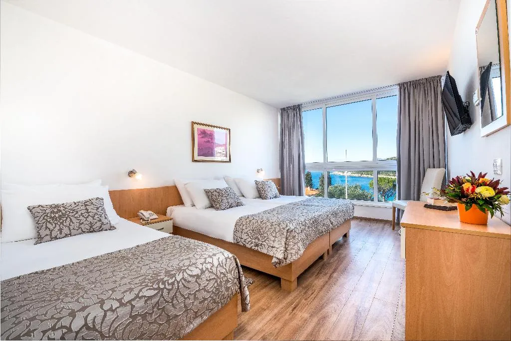 TRIPLE SIDE SEA VIEW Room, Adriatic, Dubrovnik