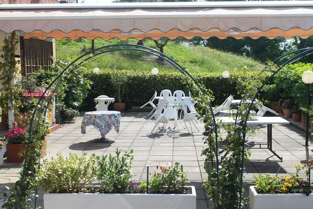 Terrace, Albergo Monna Lisa, Florence