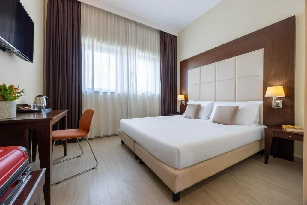 DOUBLE STANDARD Room, iH Hotels Milano Watt 13, Milan