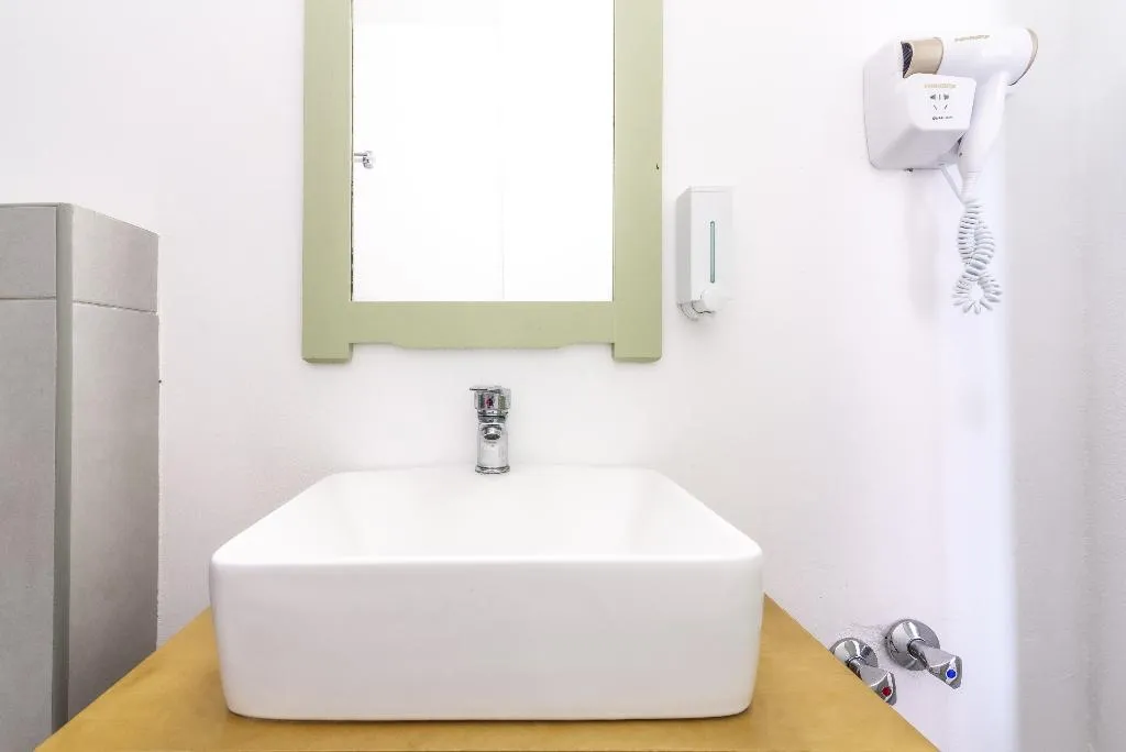 DOUBLE ONE BEDROOM ONE BATHROOM Room, Prince Of Lillies, Crete