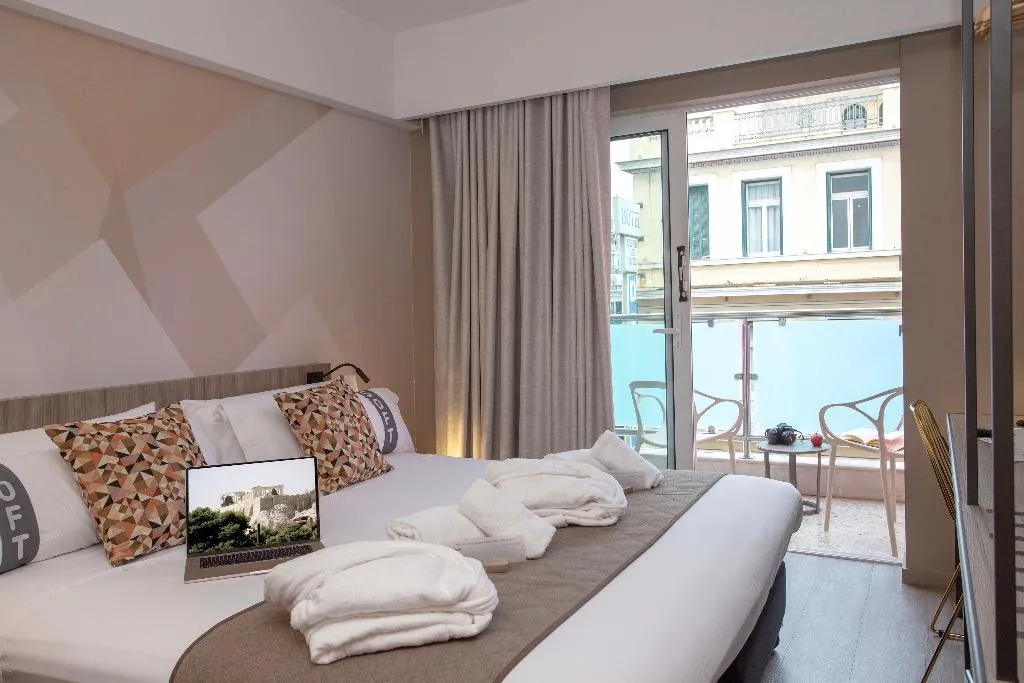 FAMILY ROOM CITY VIEW Room, Casual Kubic Athens, Athens