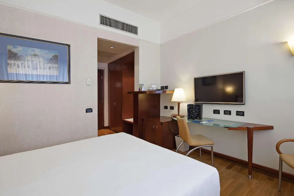 SINGLE STANDARD Room, NH Milano Machiavelli, Milan