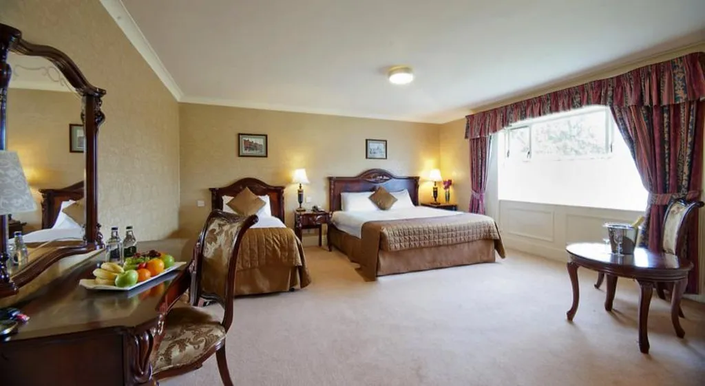 FAMILY ROOM STANDARD Room, Finnstown Castle Hotel, Dublin