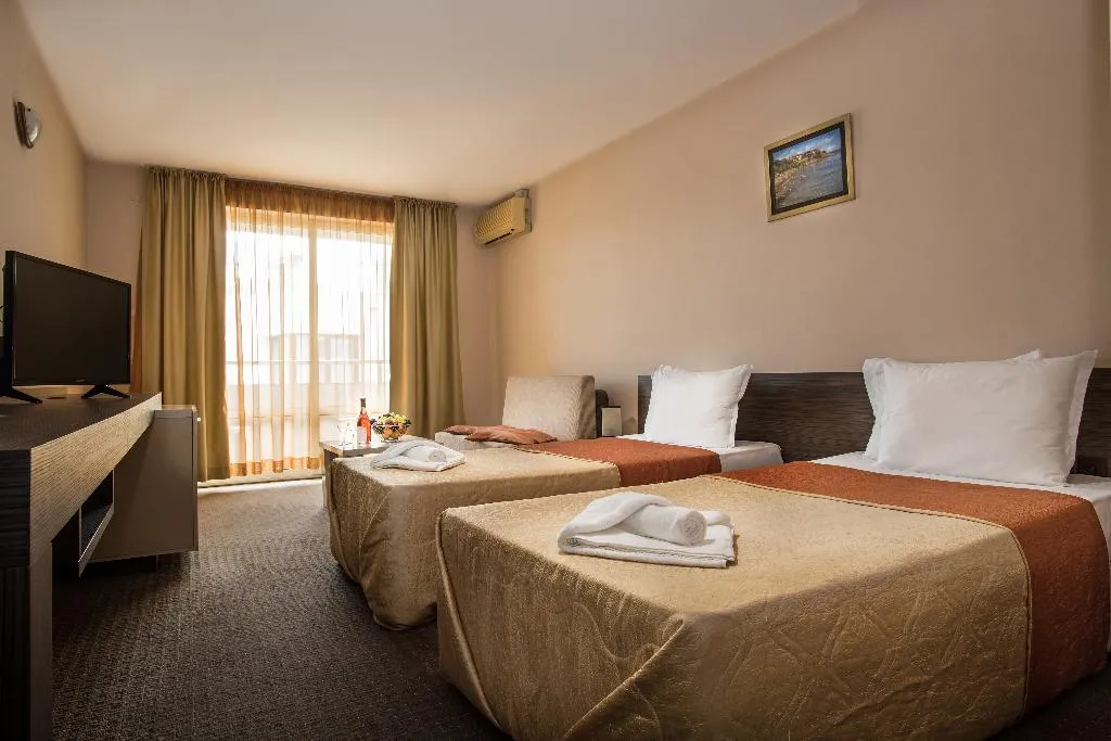 DOUBLE STANDARD Room, Flagman, Bourgas