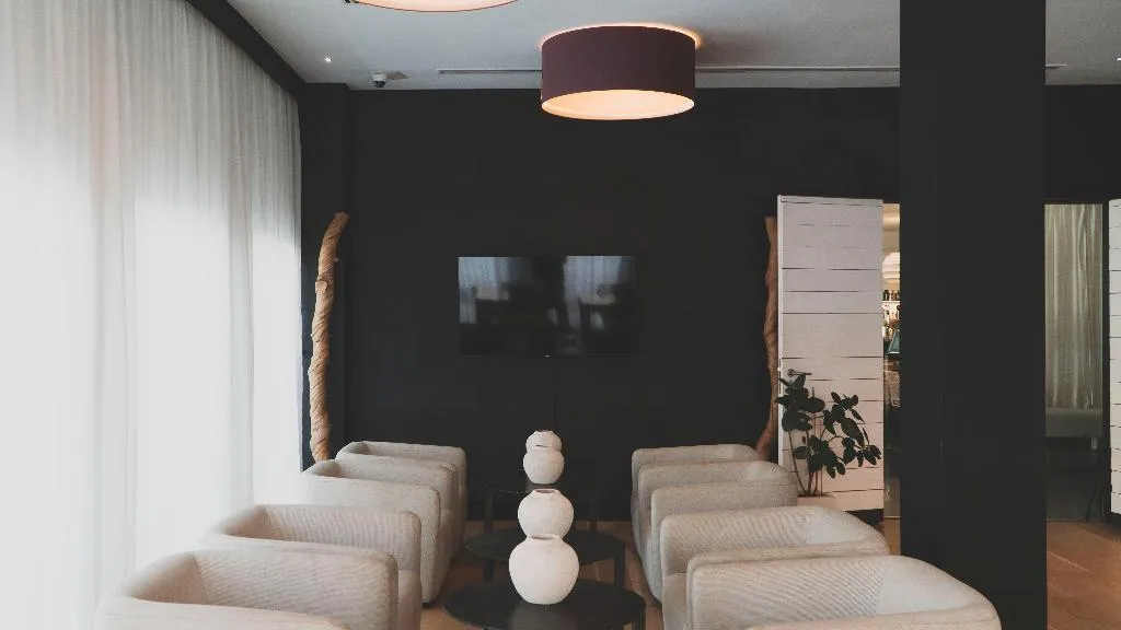Lobby, Zenit Conde de Orgaz, Madrid