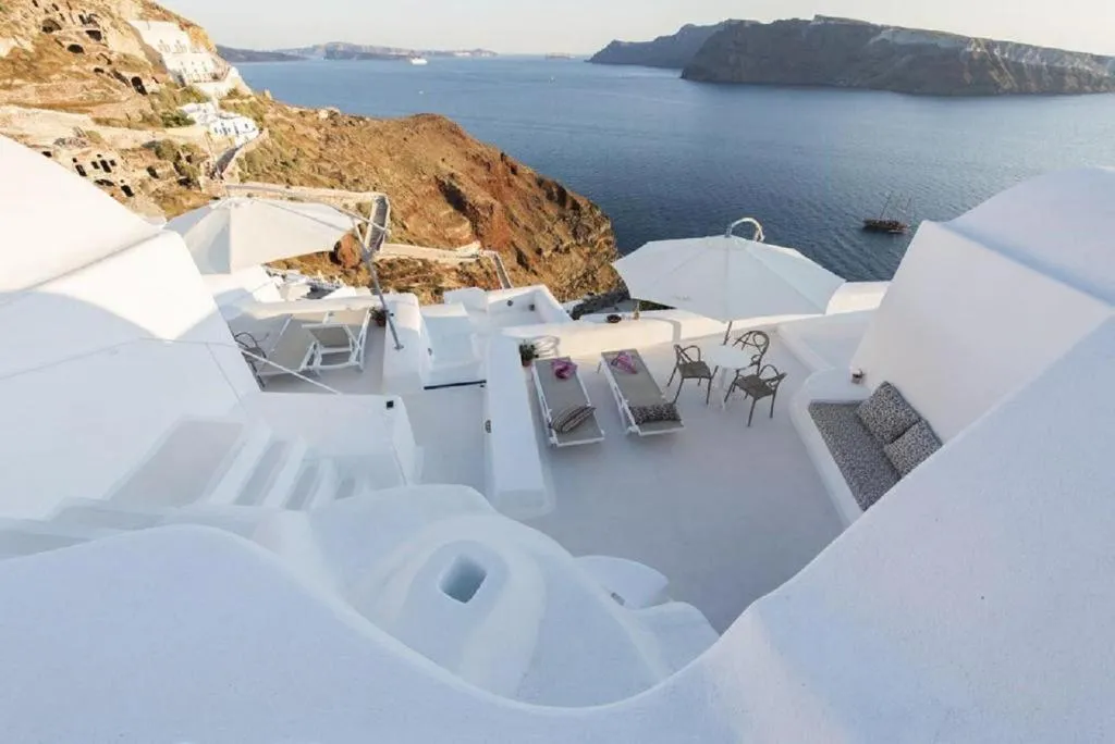 Room, The Architect's Cave House, Santorini