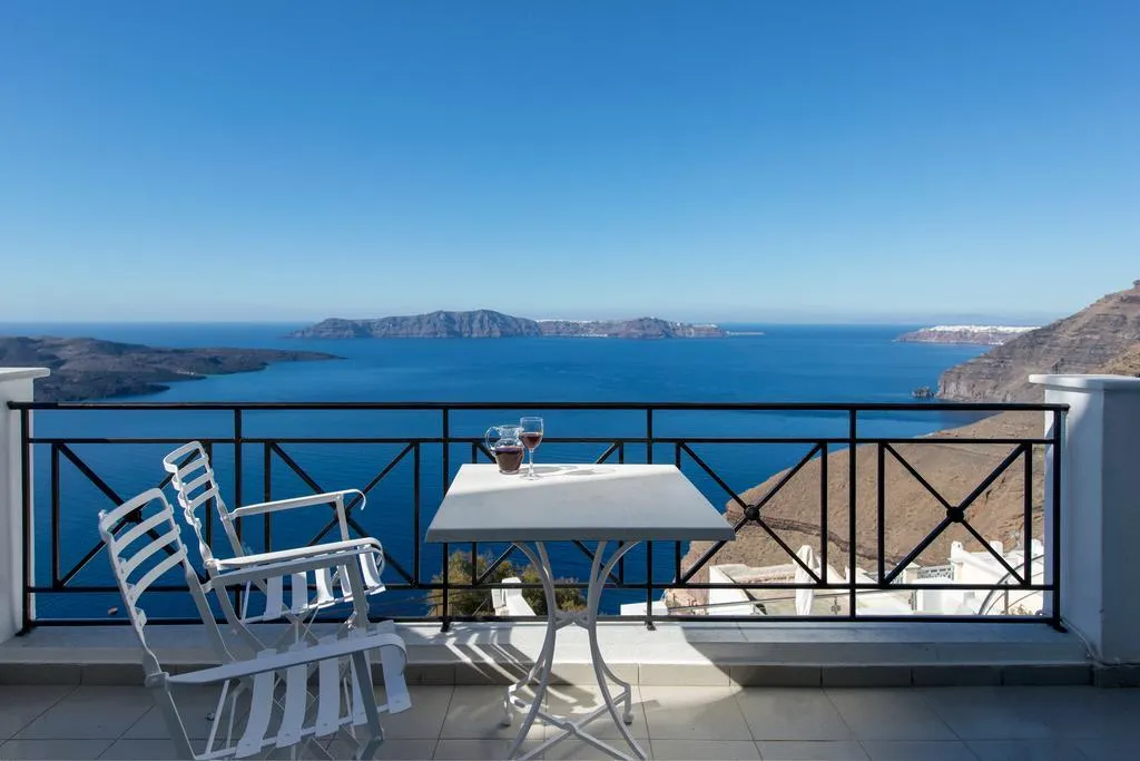 General view, Villa Renos, Santorini
