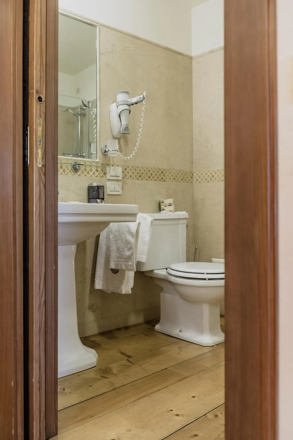 Double or Twin SUPERIOR Room, Le camere di Palazzo Bortolan, Venice