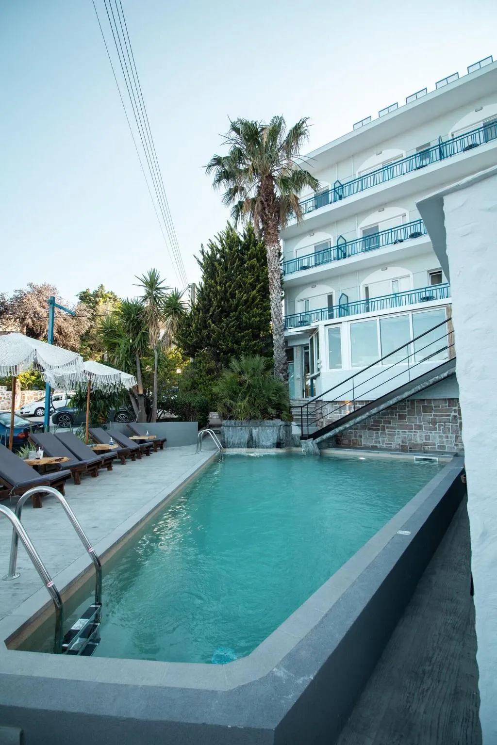 Pool, Kiani Akti, Athens