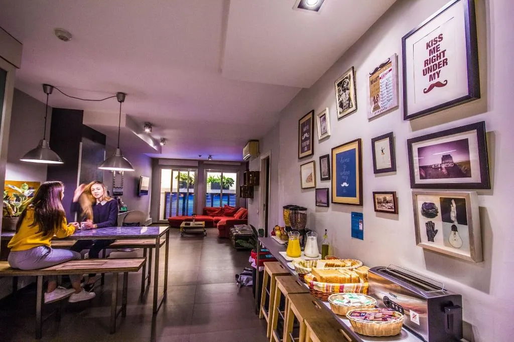 Restaurant, Don Moustache Hostel, Barcelona
