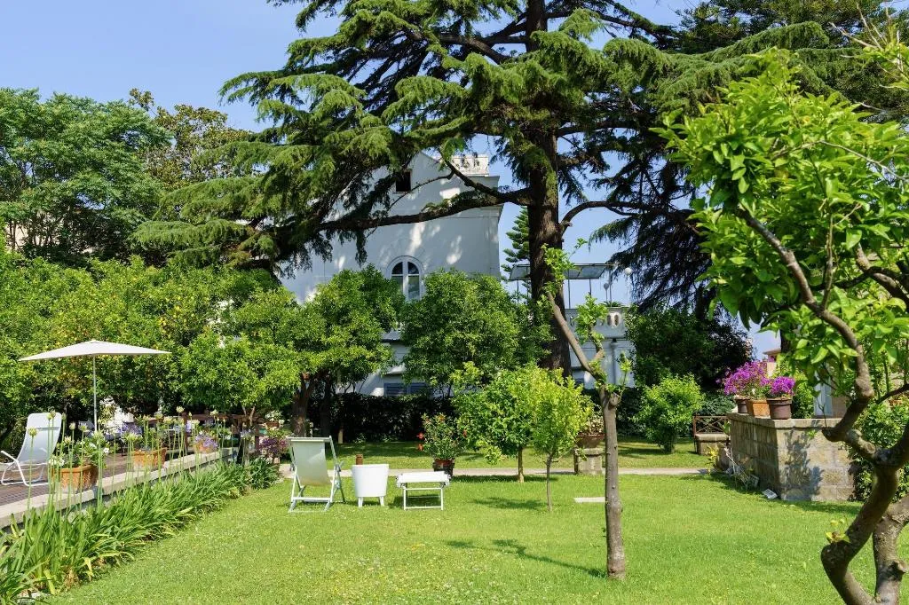 General view, Villa Manning Relais, Naples