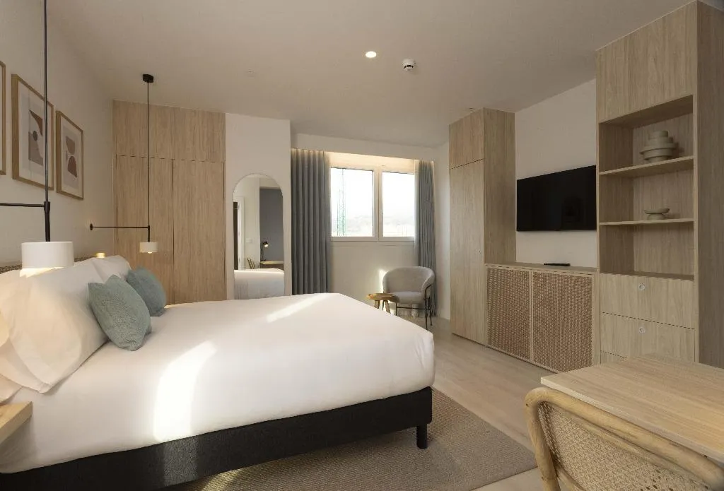 STUDIO STANDARD Room, Staybridge Suites Malaga, Costa Del Sol