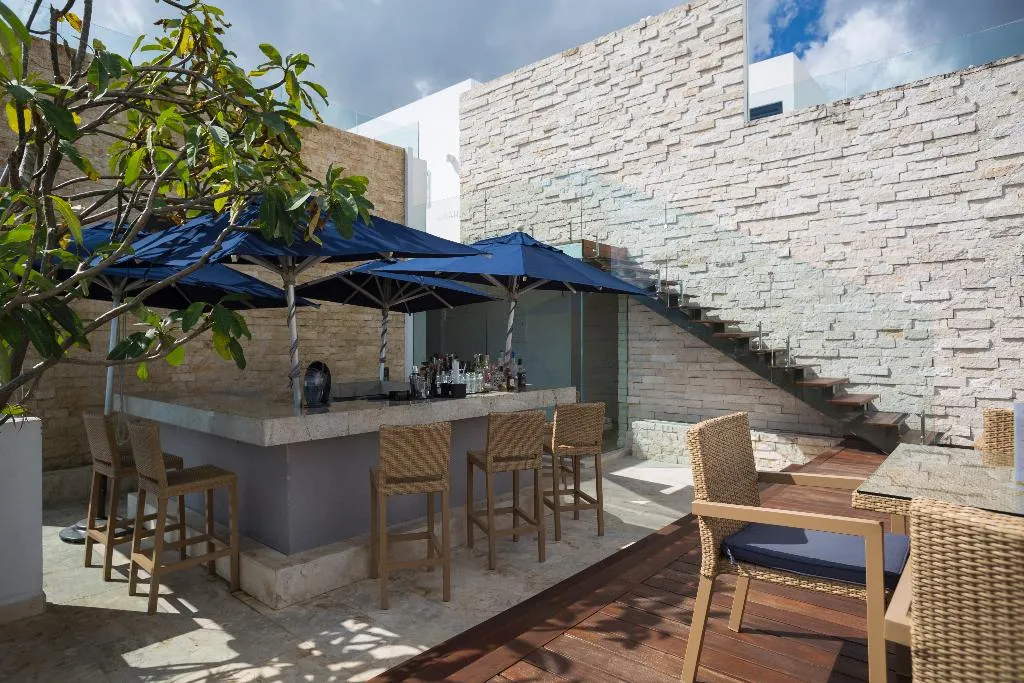 Bar, Anah Suites, Playa Del Carmen