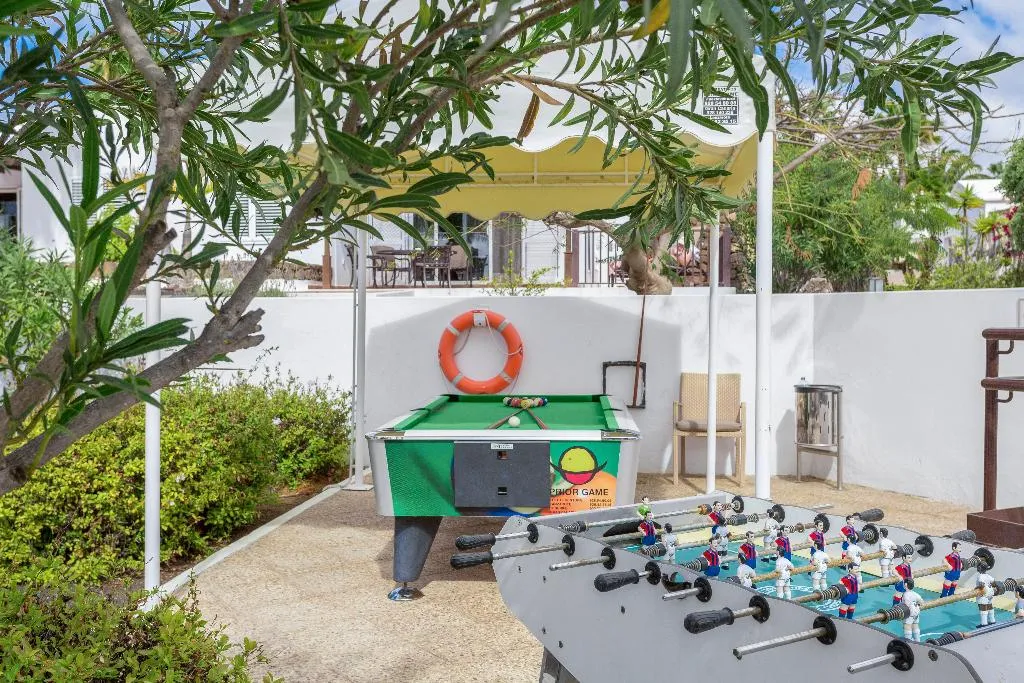 Sports and Entertainment, Jardines del Sol, Lanzarote