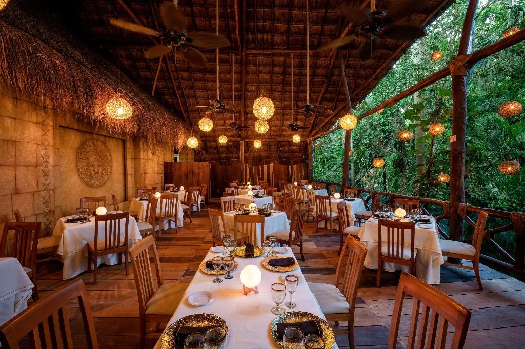 Restaurant, Viva Azteca by Wyndham Trademark All Inclus Resort, Cancun Area
