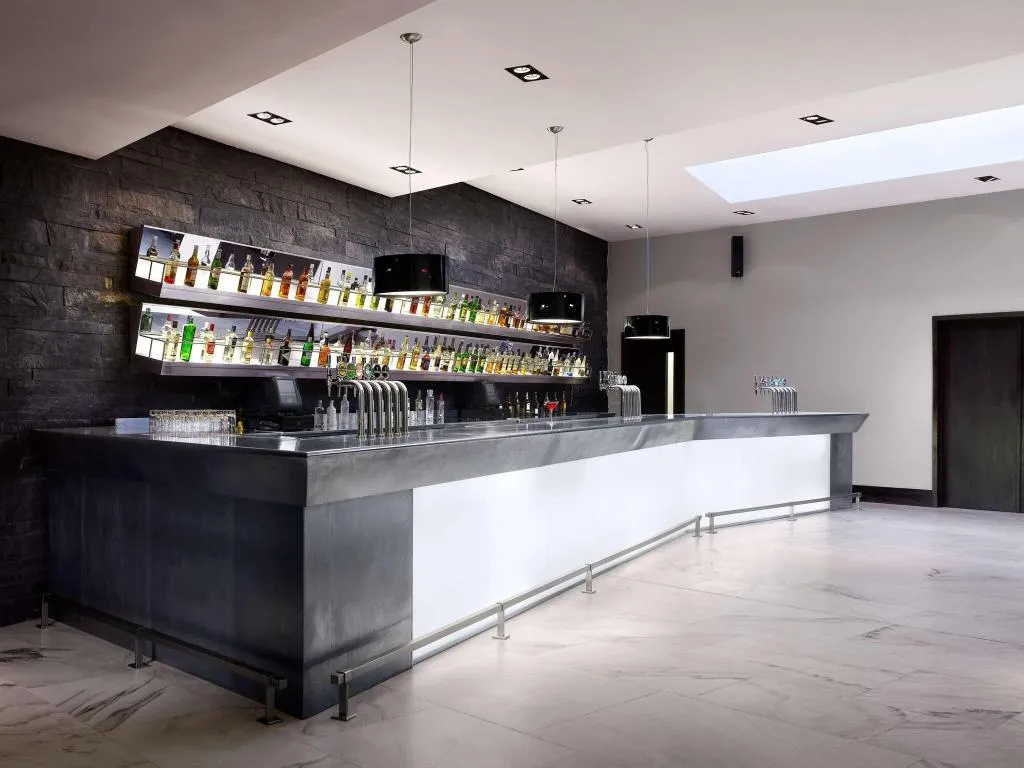 Bar, Radisson Blu Royal Hotel, Dublin, Dublin