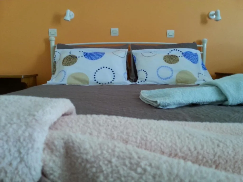 Room, Anna Studios, Corfu