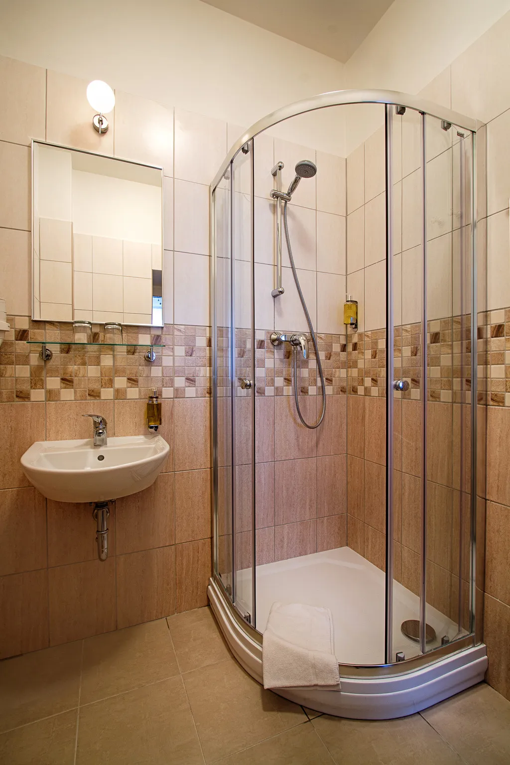 DOUBLE ECONOMY Room, Taurus, Prague