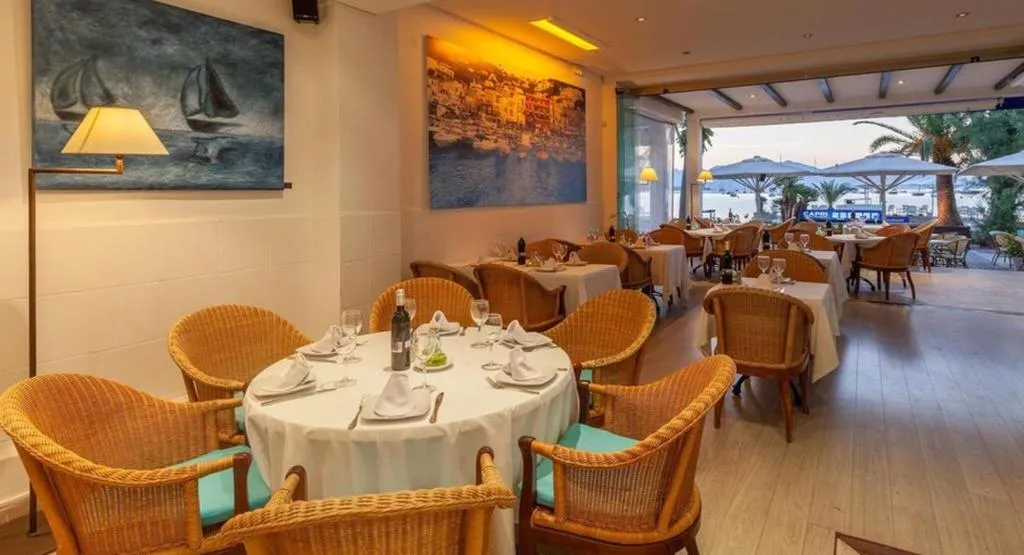 Restaurant, Capri, Majorca
