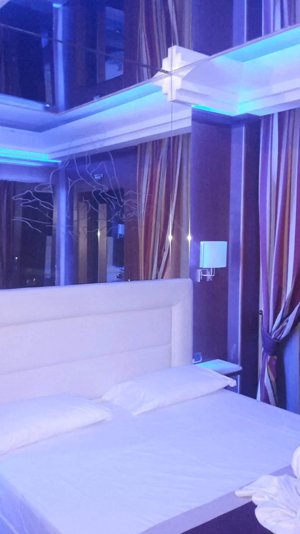 DOUBLE SINGLE USE BASIC Room, As Hotel Monza, Milan
