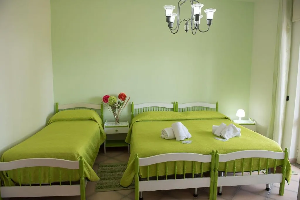 Room, Area Domus, Naples