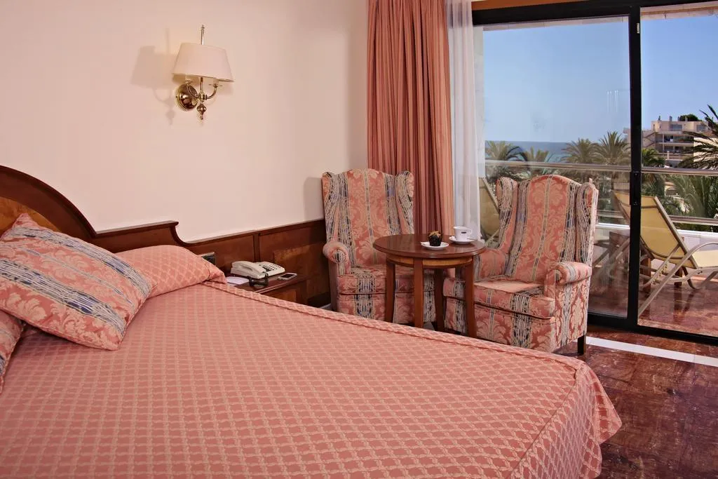 JUNIOR SUITE STANDARD Room, Serrano Palace, Majorca